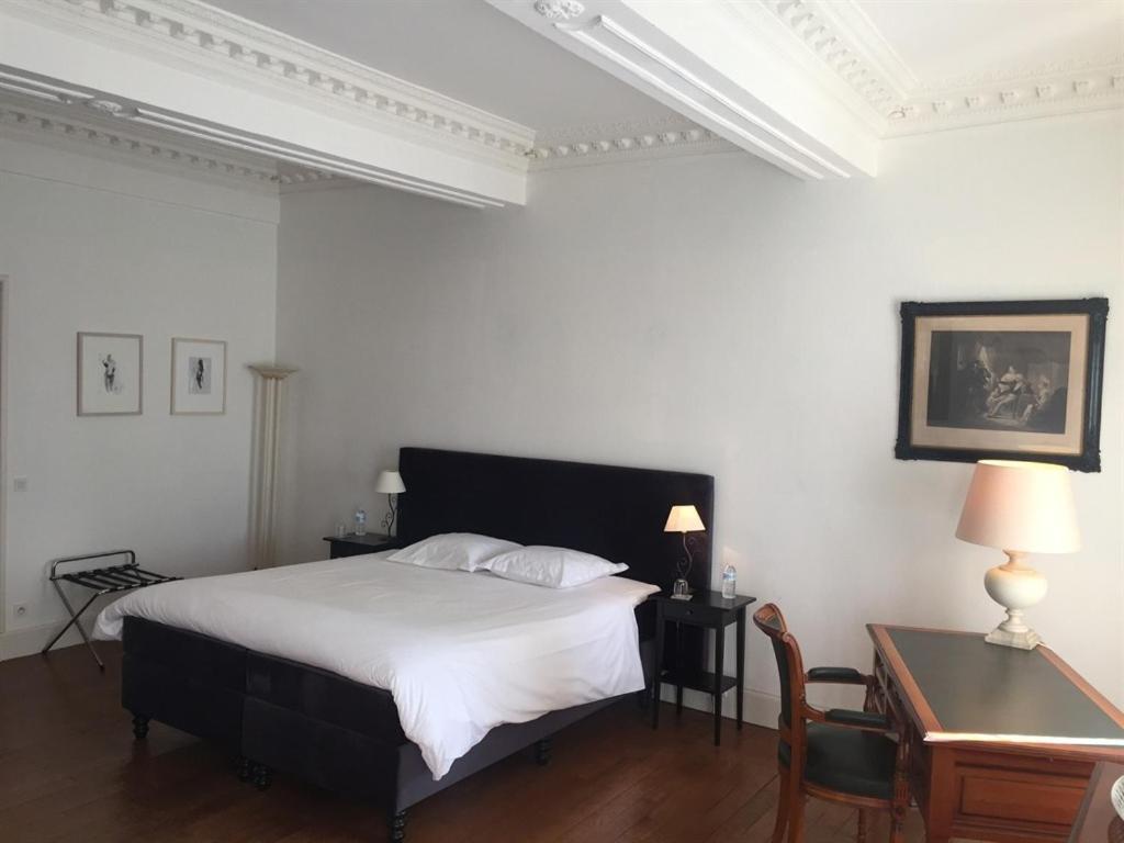 オンプス Le Jardin D'Homps Bed & Breakfast エクステリア 写真